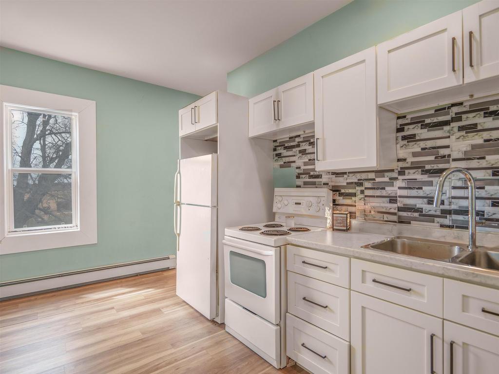 












279 Fitzroy Street

,
Summerside,




PE
C1N 4J9

