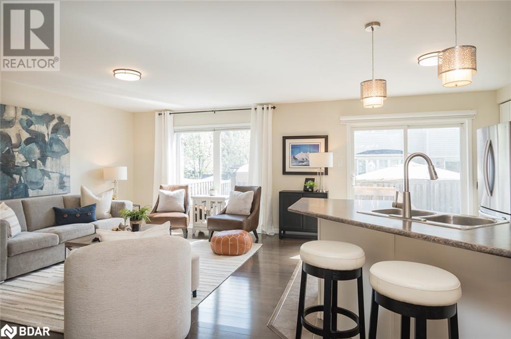 












694 RAYNER Court

,
Milton,




Ontario
L9T0N9

