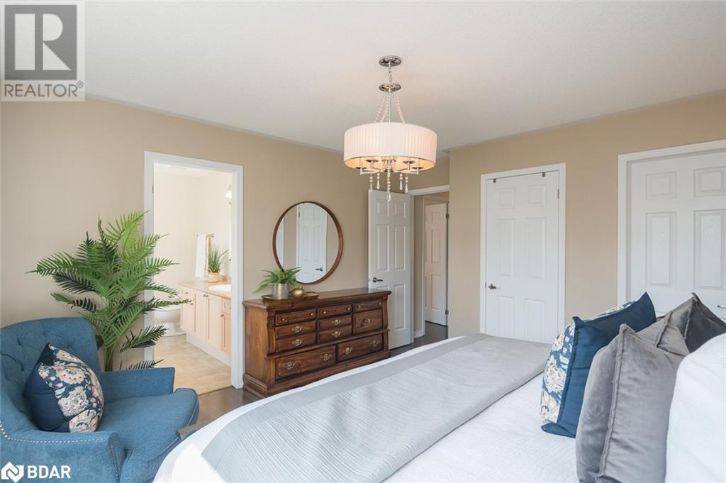 












694 RAYNER Court

,
Milton,




Ontario
L9T0N9

