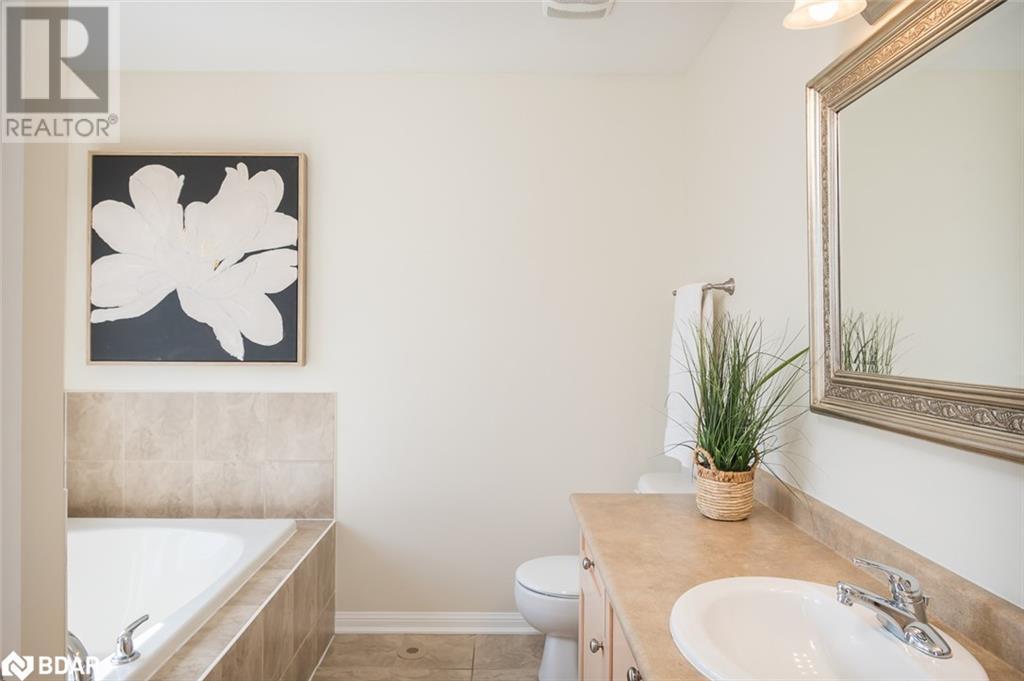












694 RAYNER Court

,
Milton,




Ontario
L9T0N9

