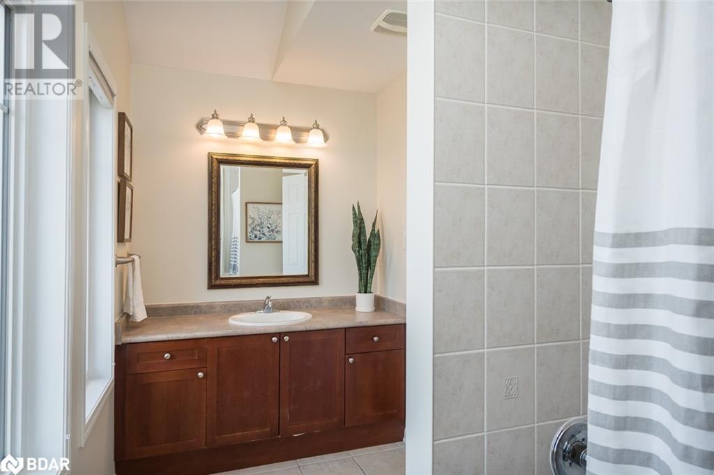 












694 RAYNER Court

,
Milton,




Ontario
L9T0N9

