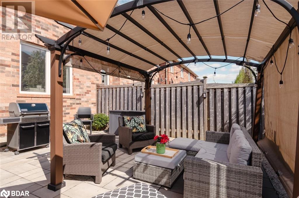 












694 RAYNER Court

,
Milton,




Ontario
L9T0N9

