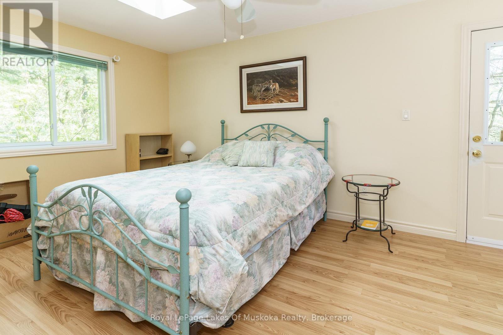 












22 MILE ISLAND

,
Gravenhurst (Wood (Gravenhurst)),




Ontario
P0E1G0

