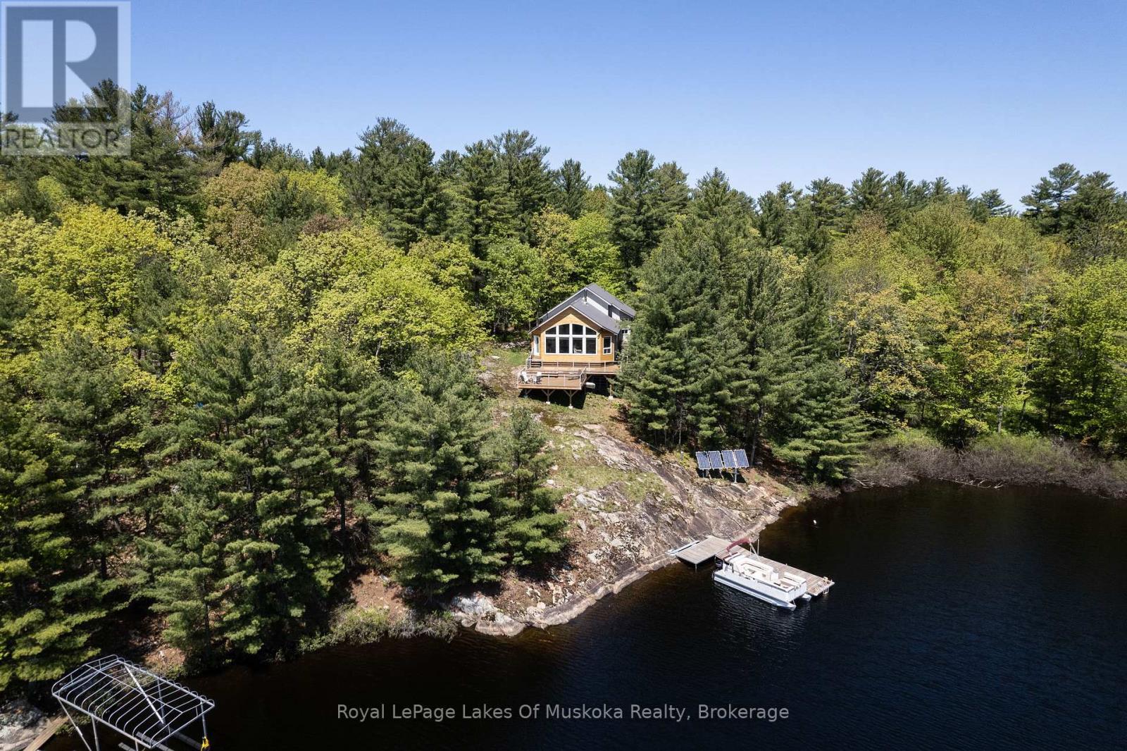 












22 MILE ISLAND

,
Gravenhurst (Wood (Gravenhurst)),




Ontario
P0E1G0

