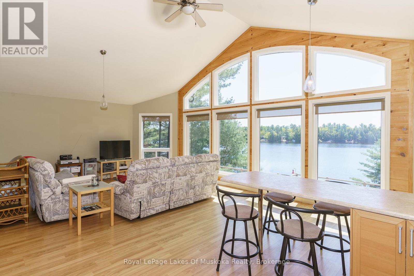 












22 MILE ISLAND

,
Gravenhurst (Wood (Gravenhurst)),




Ontario
P0E1G0

