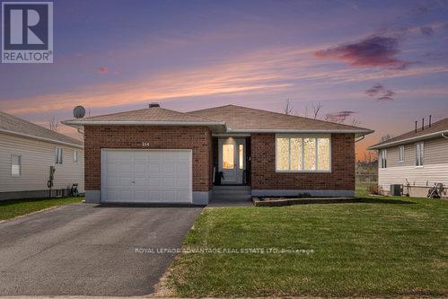 












254 GLENWOOD CRESCENT

,
Smiths Falls,




Ontario
K7A5L1

