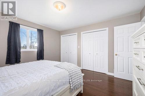 












254 GLENWOOD CRESCENT

,
Smiths Falls,




Ontario
K7A5L1

