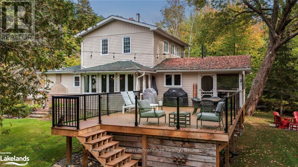 












3461 HWY 141

,
Muskoka Lakes (Watt),




Ontario
P0B1M0

