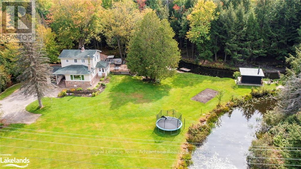 












3461 HWY 141

,
Muskoka Lakes (Watt),




Ontario
P0B1M0

