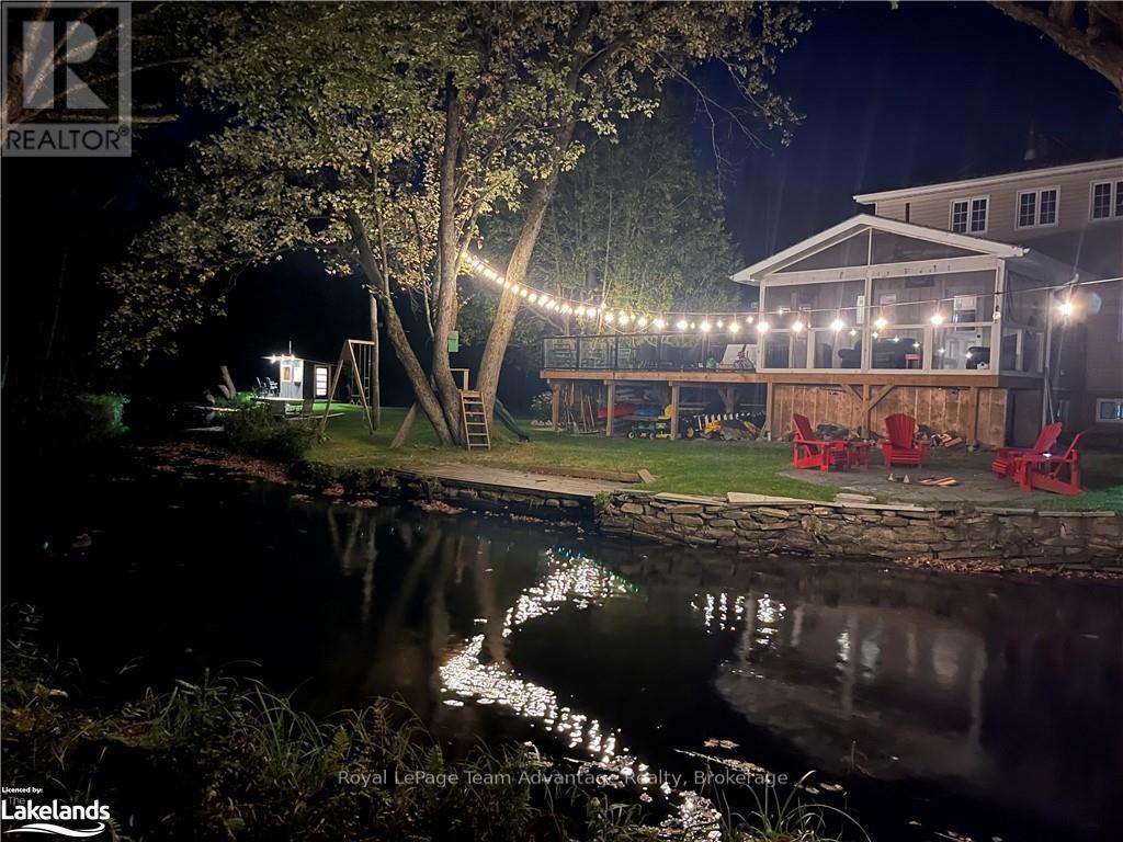 












3461 HWY 141

,
Muskoka Lakes (Watt),




Ontario
P0B1M0

