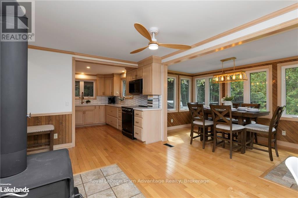 












3461 HWY 141

,
Muskoka Lakes (Watt),




Ontario
P0B1M0

