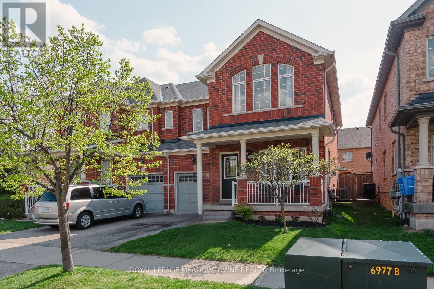 












292 GIDDINGS CRESCENT

,
Milton,




Ontario
L9T7A9

