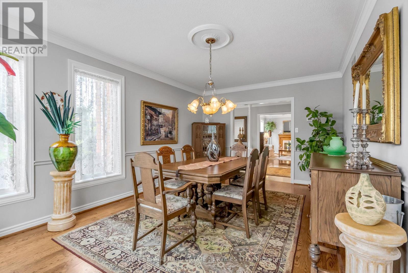 












1401 THE LINKS DRIVE

,
Oakville,




Ontario
L6M2N4

