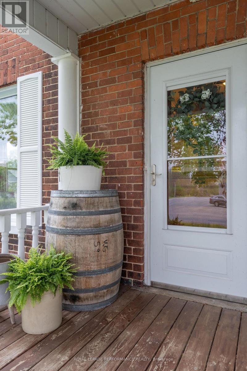 












57 MILLE ROCHES ROAD

,
South Stormont,




Ontario
K0C1P0

