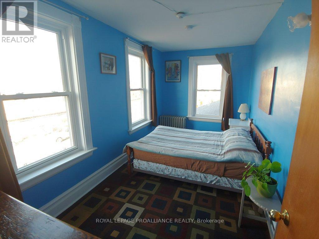 












32990 HIGHWAY 62

,
Hastings Highlands (Monteagle Ward),




Ontario
K0L2S0

