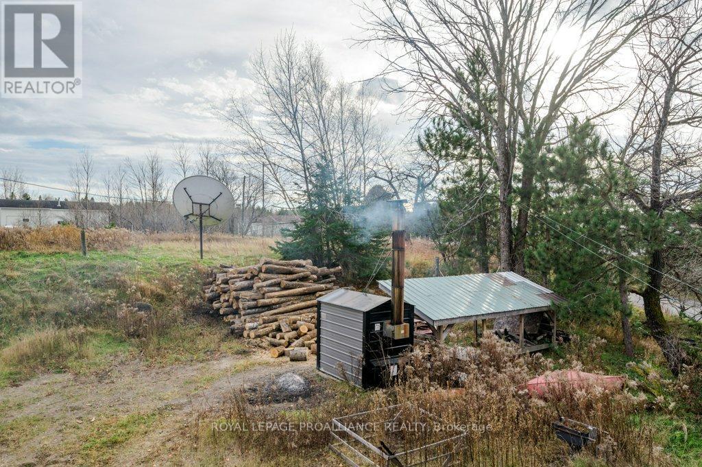 












32990 HIGHWAY 62

,
Hastings Highlands (Monteagle Ward),




Ontario
K0L2S0

