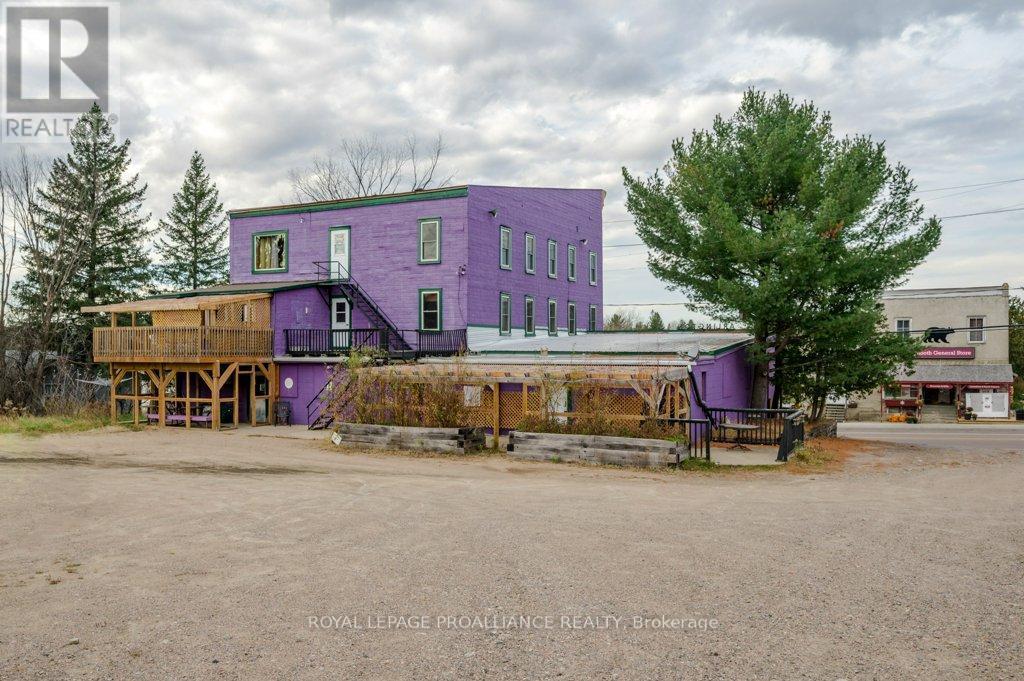 












32990 HIGHWAY 62

,
Hastings Highlands (Monteagle Ward),




Ontario
K0L2S0

