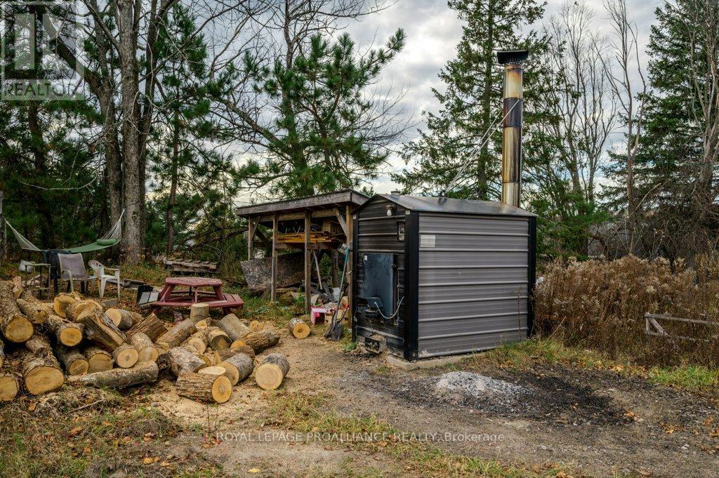 












32990 HIGHWAY 62

,
Hastings Highlands (Monteagle Ward),




Ontario
K0L2S0

