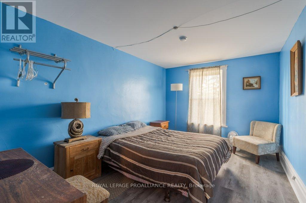 












32990 HIGHWAY 62

,
Hastings Highlands (Monteagle Ward),




Ontario
K0L2S0

