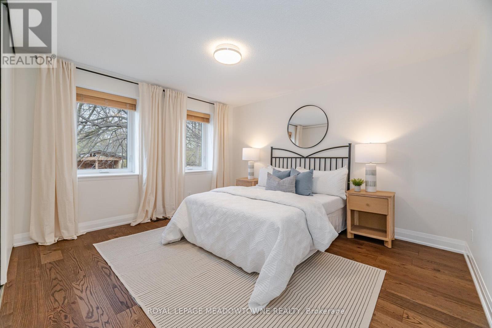 












6736 BARRISDALE DRIVE

,
Mississauga,




Ontario
L5N2H4

