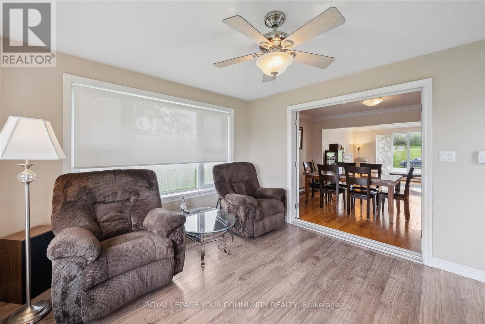












381 COUNTRY CLUB CIRCLE

,
Kawartha Lakes,




Ontario
K0M1A0

