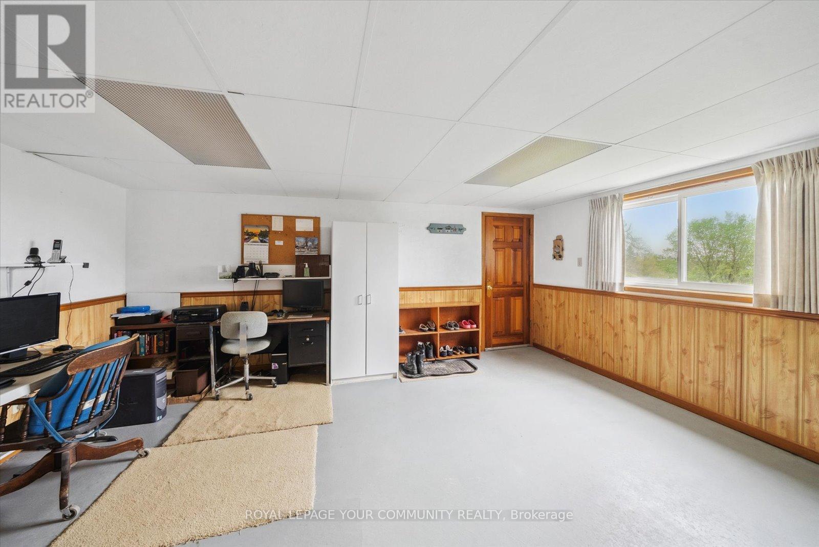 












381 COUNTRY CLUB CIRCLE

,
Kawartha Lakes,




Ontario
K0M1A0

