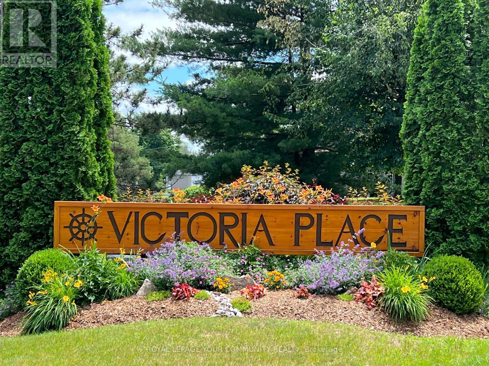 












381 COUNTRY CLUB CIRCLE

,
Kawartha Lakes,




Ontario
K0M1A0

