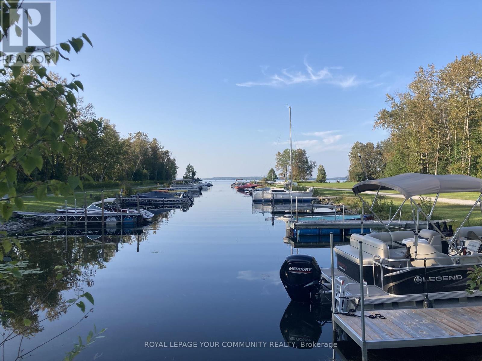 












381 COUNTRY CLUB CIRCLE

,
Kawartha Lakes,




Ontario
K0M1A0

