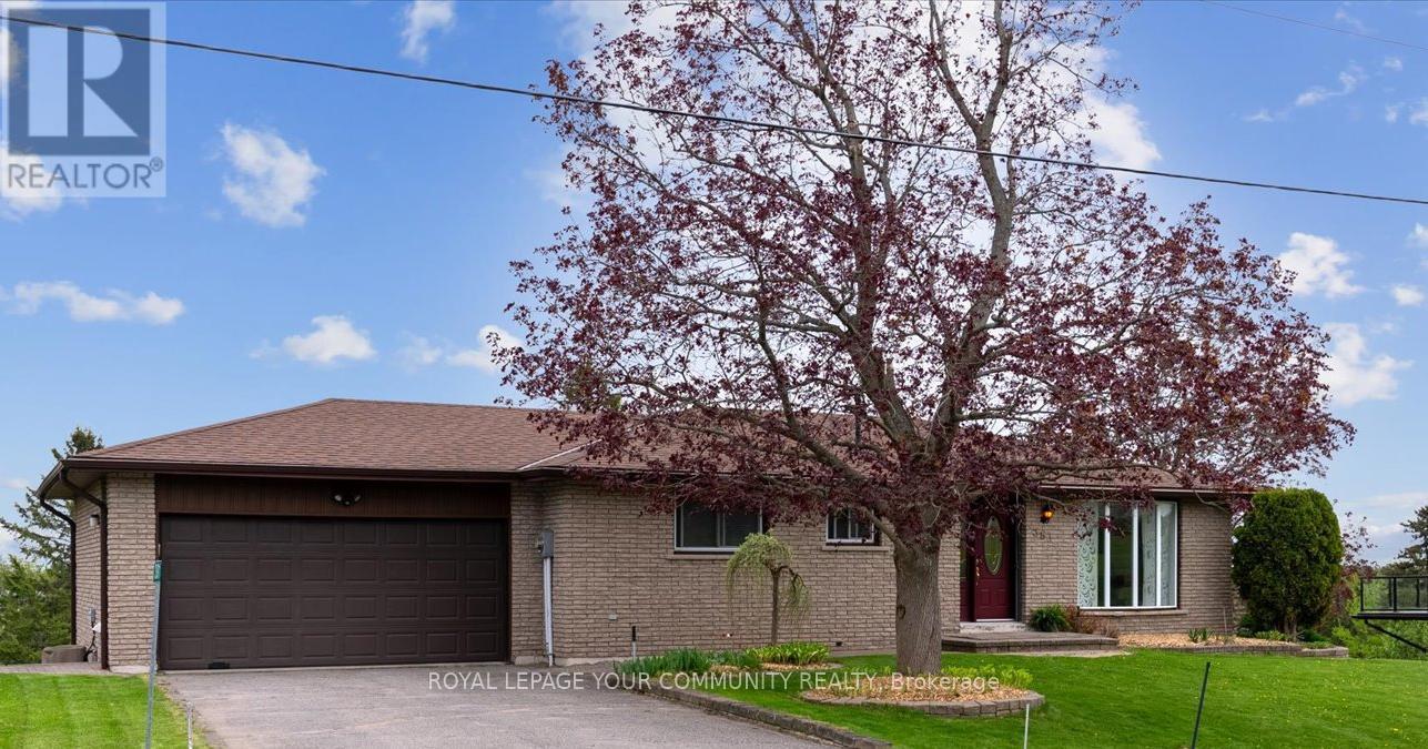 












381 COUNTRY CLUB CIRCLE

,
Kawartha Lakes,




Ontario
K0M1A0

