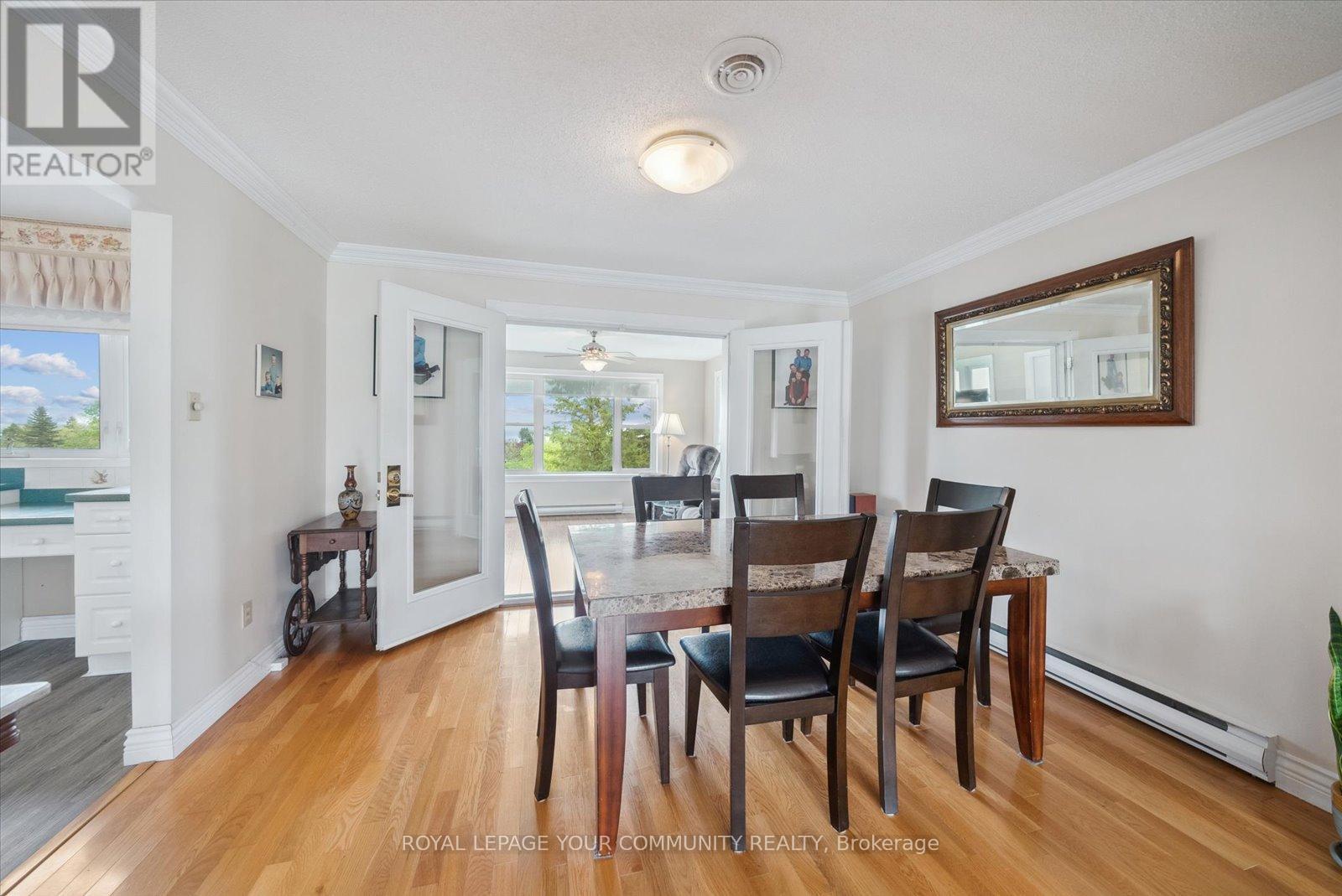 












381 COUNTRY CLUB CIRCLE

,
Kawartha Lakes,




Ontario
K0M1A0

