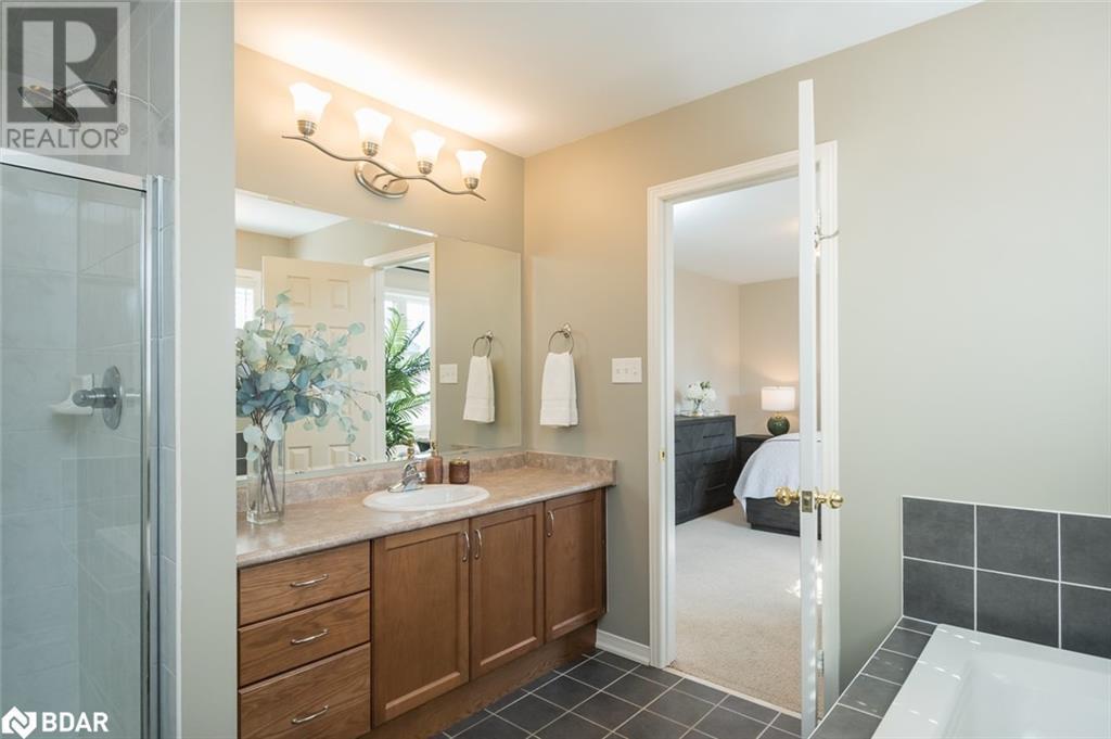 












292 GIDDINGS Crescent

,
Milton,




Ontario
L9T7A9

