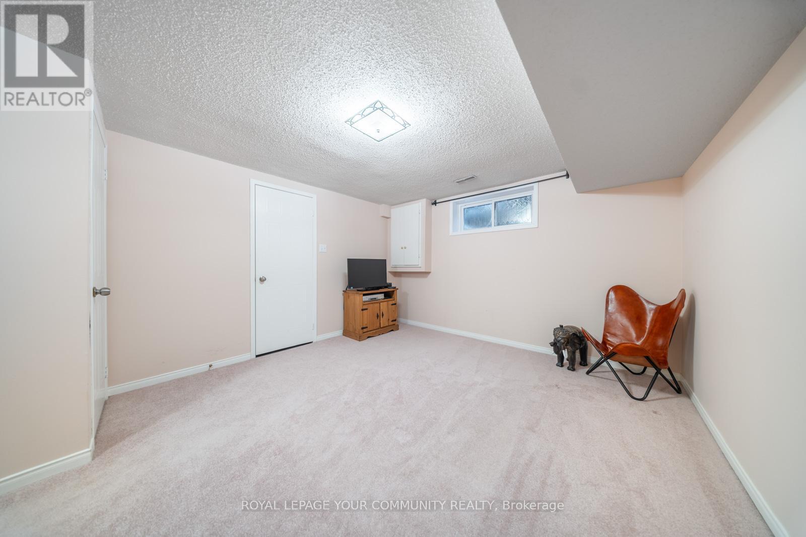 












58B - 5865 DALEBROOK CRESCENT

,
Mississauga,




Ontario
L5M5X1

