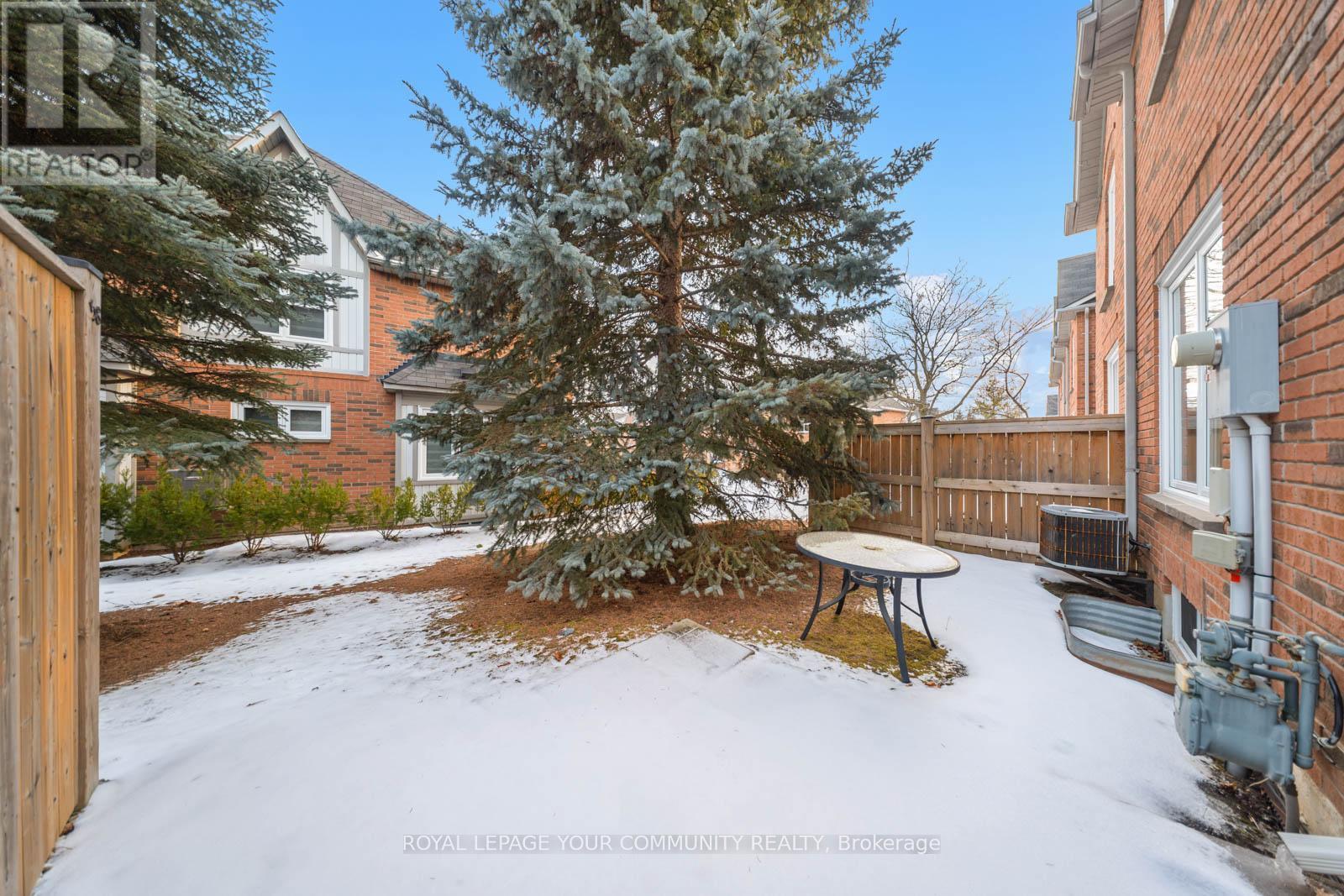 












58B - 5865 DALEBROOK CRESCENT

,
Mississauga,




Ontario
L5M5X1

