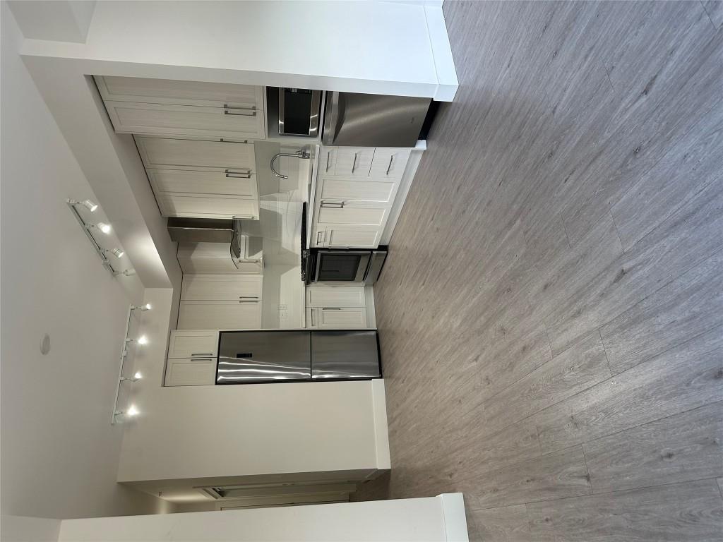









4380


Lakeshore

Road, PH16,
Kelowna,




BC
V1Y 0B5

