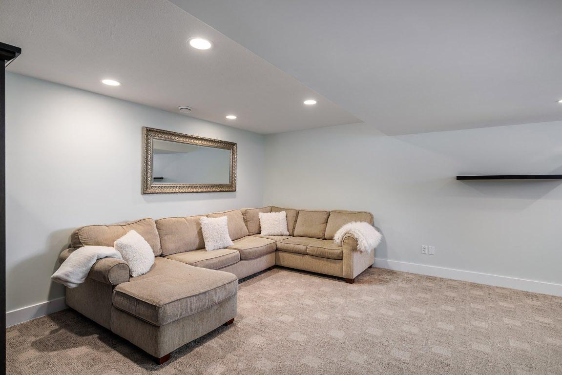 









5296


Allenby

Lane,
Kelowna,




BC
V1W 4T8

