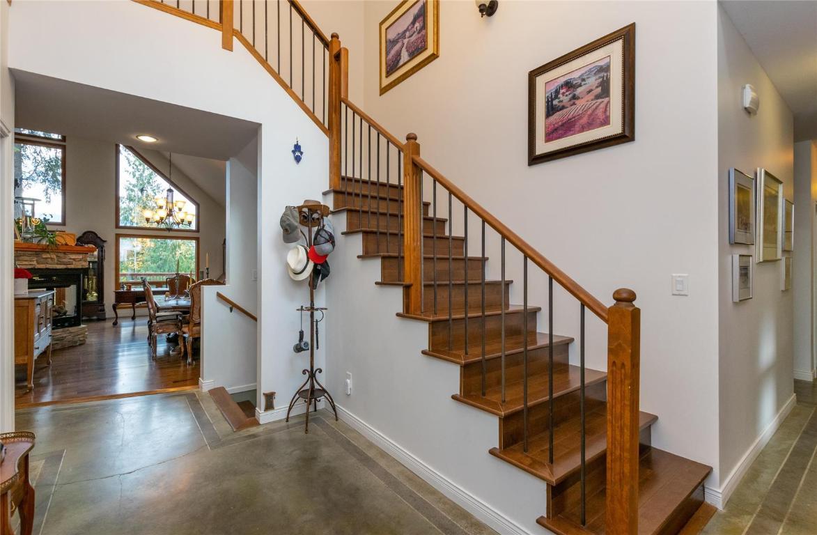 









2611


Duncan

Road,
Blind Bay,




BC
V0E 1H1

