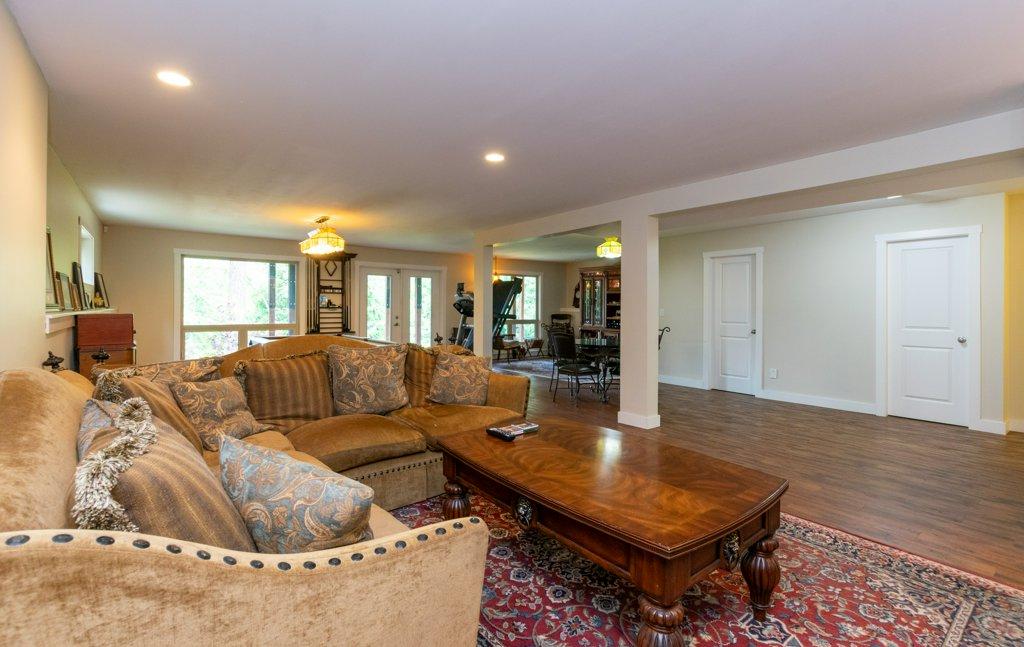 









2611


Duncan

Road,
Blind Bay,




BC
V0E 1H1

