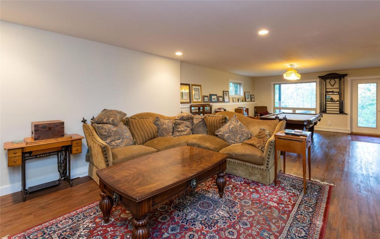 









2611


Duncan

Road,
Blind Bay,




BC
V0E 1H1

