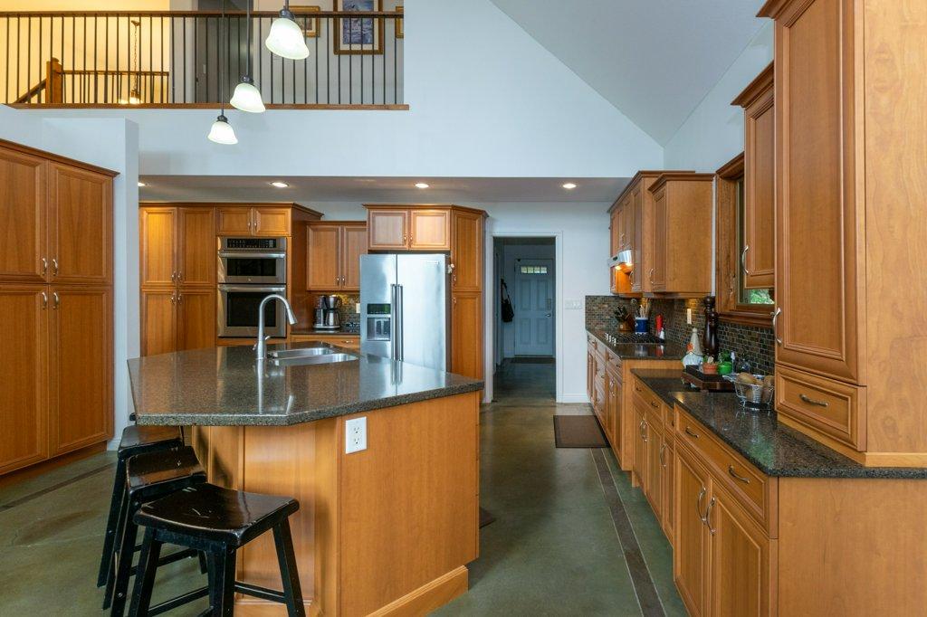 









2611


Duncan

Road,
Blind Bay,




BC
V0E 1H1

