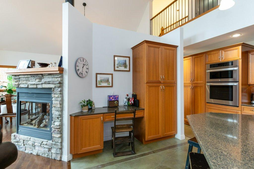 









2611


Duncan

Road,
Blind Bay,




BC
V0E 1H1

