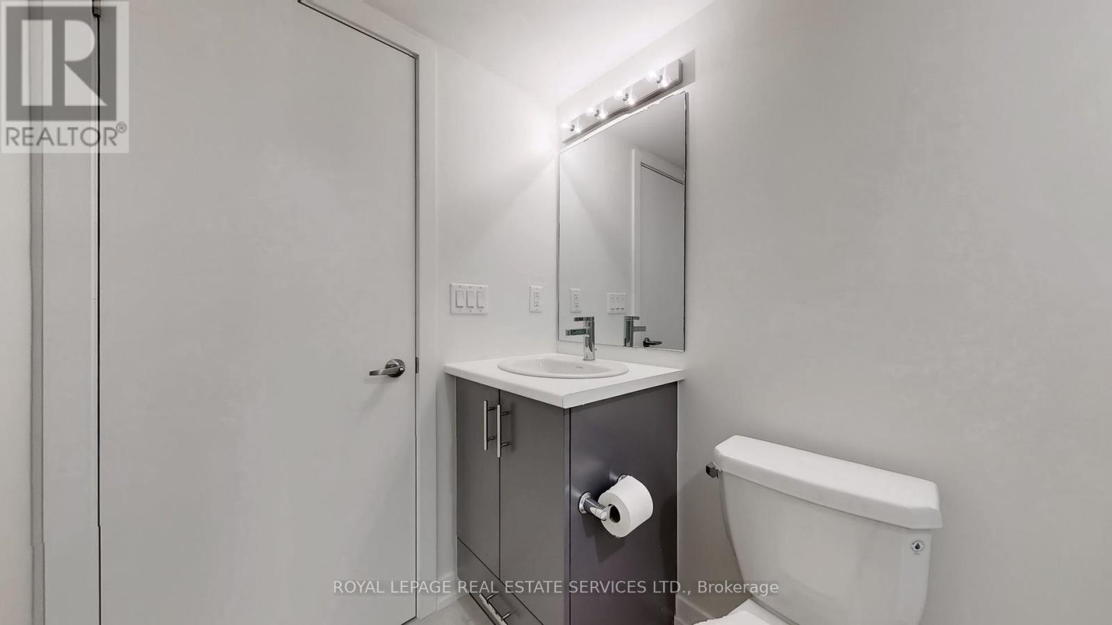 












35 - 3546 COLONIAL DRIVE

,
Mississauga,




Ontario
L5L0C1

