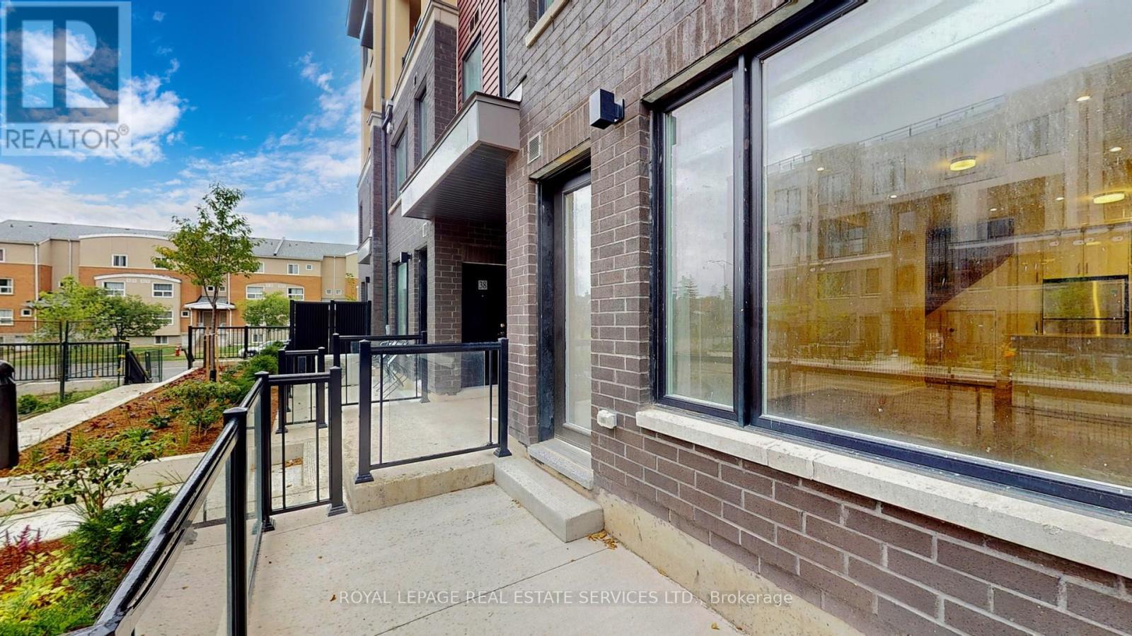 












35 - 3546 COLONIAL DRIVE

,
Mississauga,




Ontario
L5L0C1

