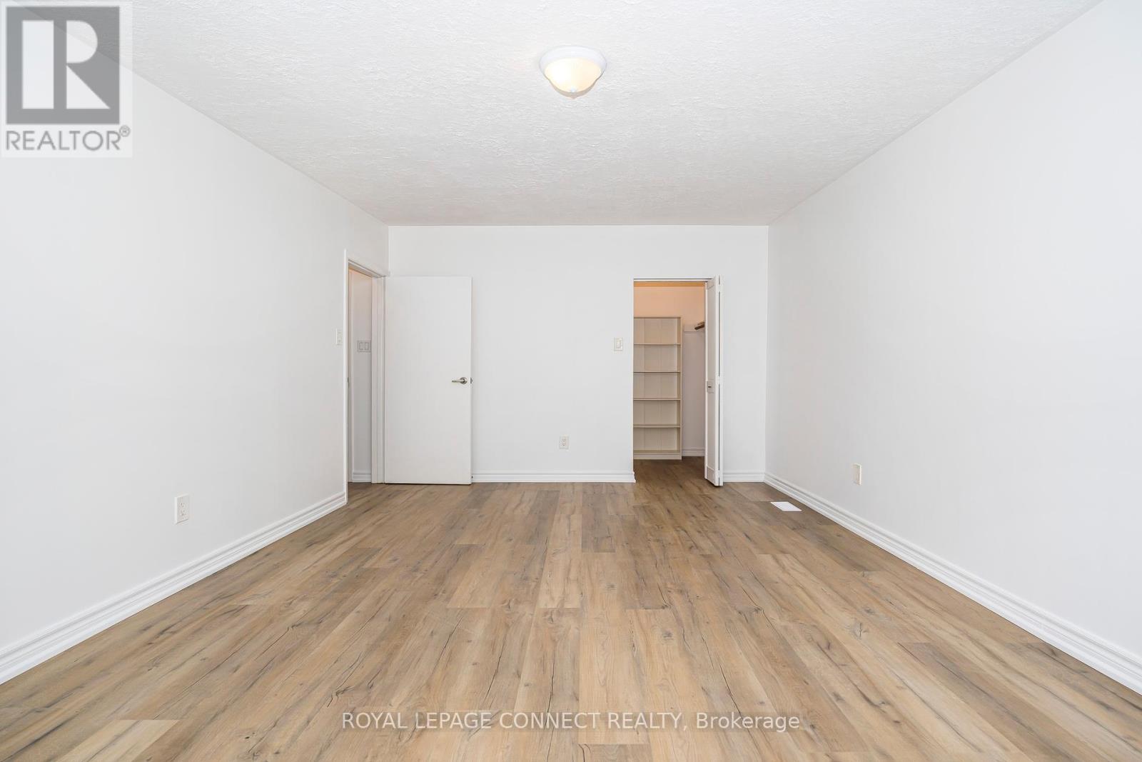 












35 - 925 BAYLY STREET

,
Pickering,




Ontario
L1W1L4

