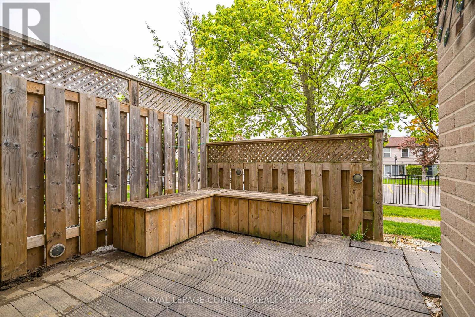 












35 - 925 BAYLY STREET

,
Pickering,




Ontario
L1W1L4

