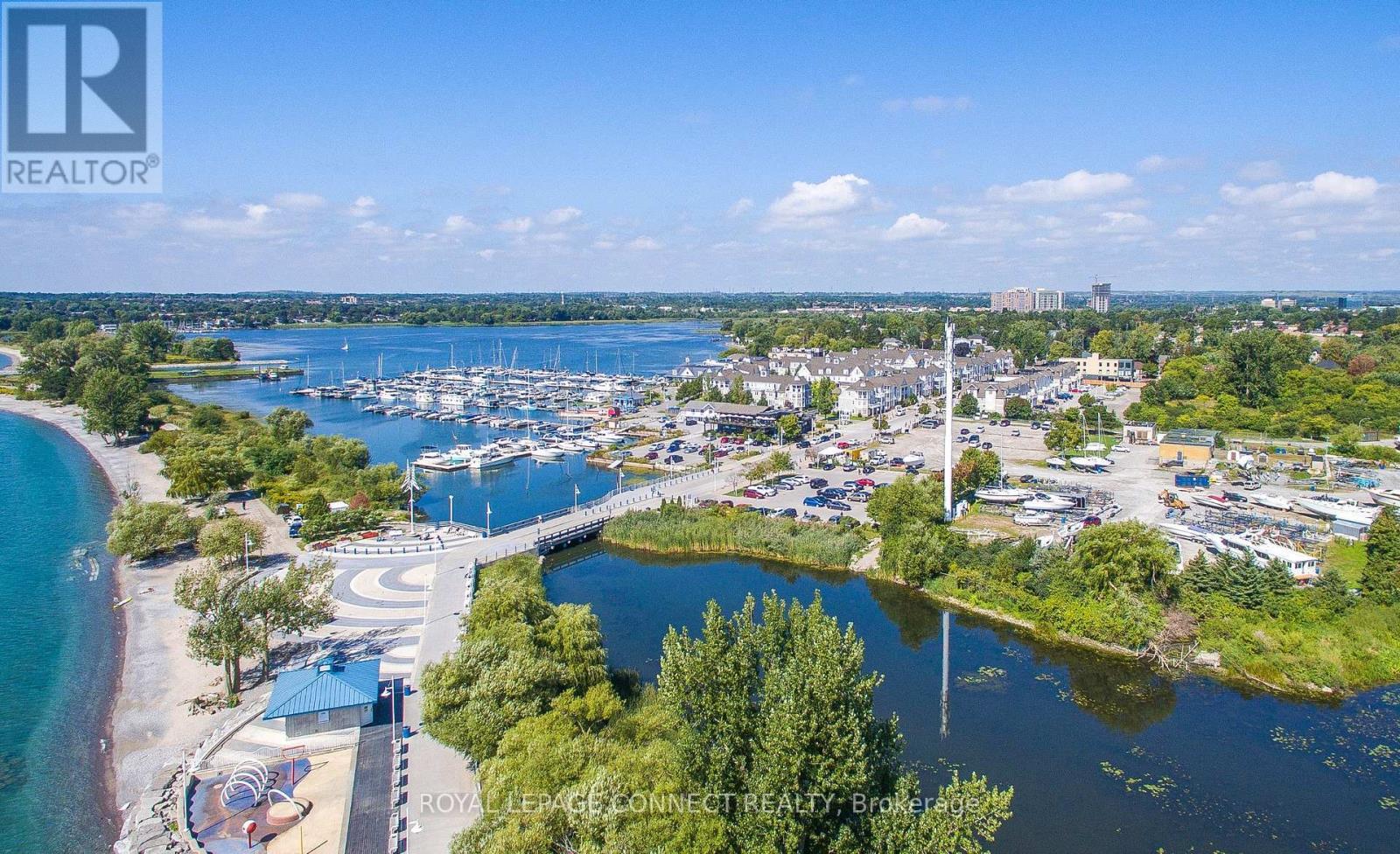 












35 - 925 BAYLY STREET

,
Pickering,




Ontario
L1W1L4

