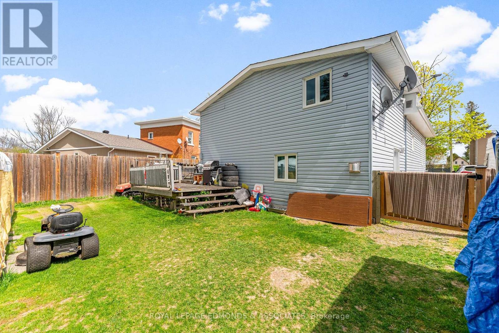 












448 EGANVILLE ROAD

,
Pembroke,




Ontario
K8A4E2

