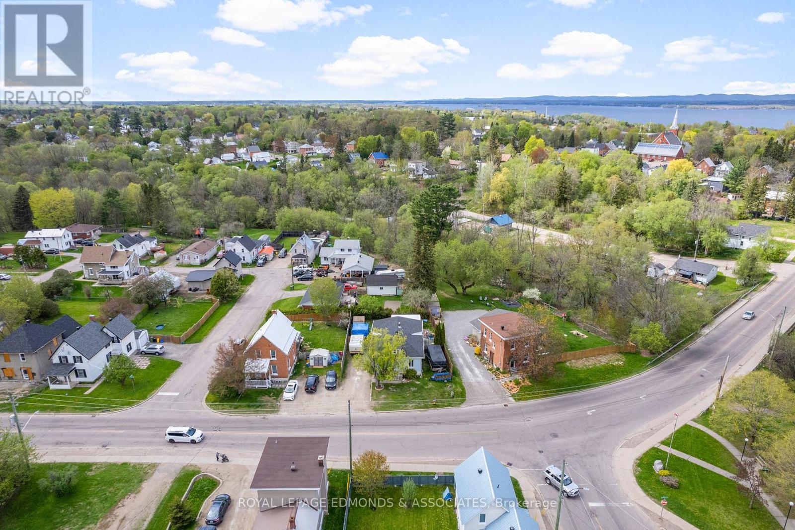 












448 EGANVILLE ROAD

,
Pembroke,




Ontario
K8A4E2

