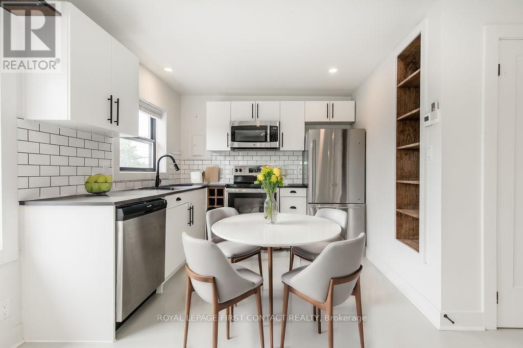 












1370 KILLARNEY BEACH ROAD

,
Innisfil,




Ontario
L0L1W0

