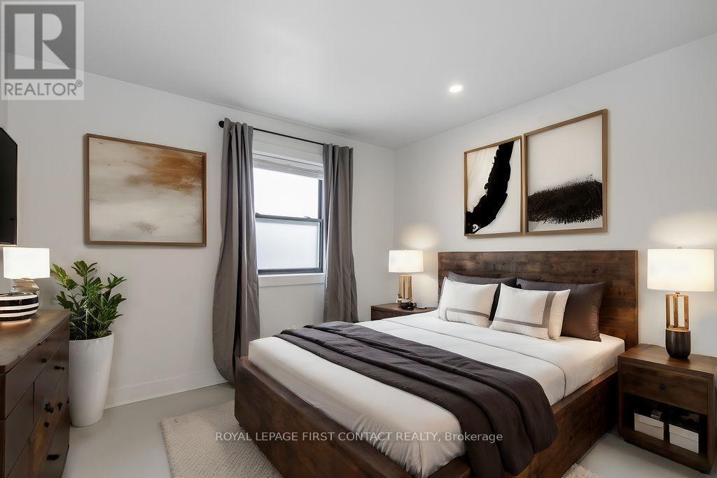 












1370 KILLARNEY BEACH ROAD

,
Innisfil,




Ontario
L0L1W0

