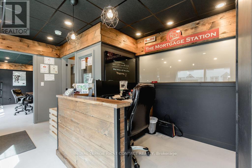 












1370 KILLARNEY BEACH ROAD

,
Innisfil,




Ontario
L0L1W0

